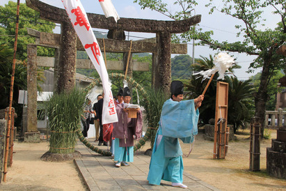 有田 八阪神社  夏越祓の神事 （2012年6月1日）