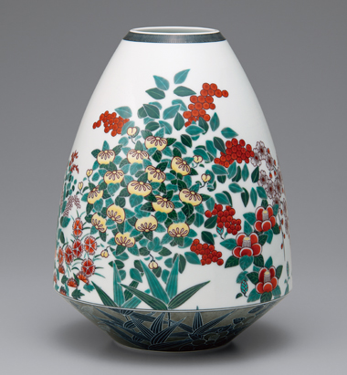 色絵雪花墨色墨はじき四季花文花瓶｜十四代今泉今右衛門｜今右衛門